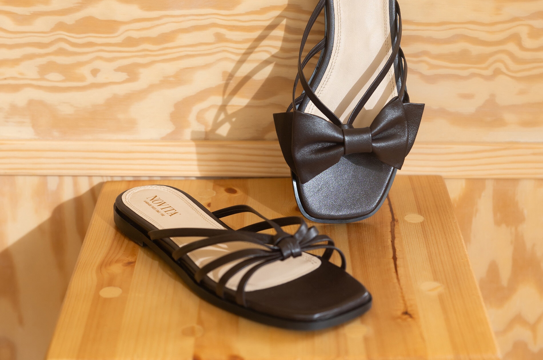https://instore.scorett.se/pub_docs/files/scorett_shoes-and-trends_sommarskor_2025_01.jpg