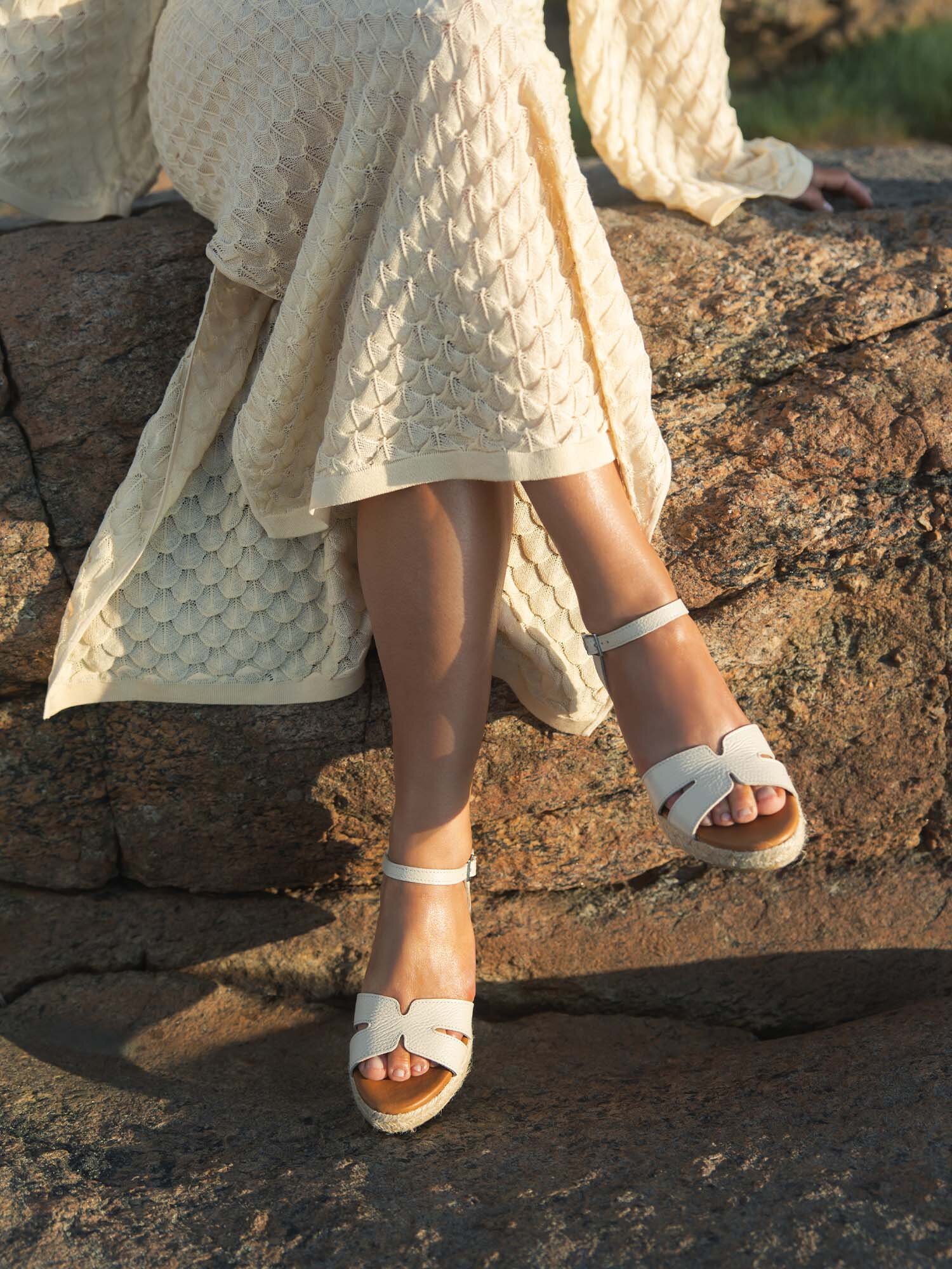 https://instore.scorett.se/pub_docs/files/scorett_shoes-and-trends_sweeks-ss25_8.jpg