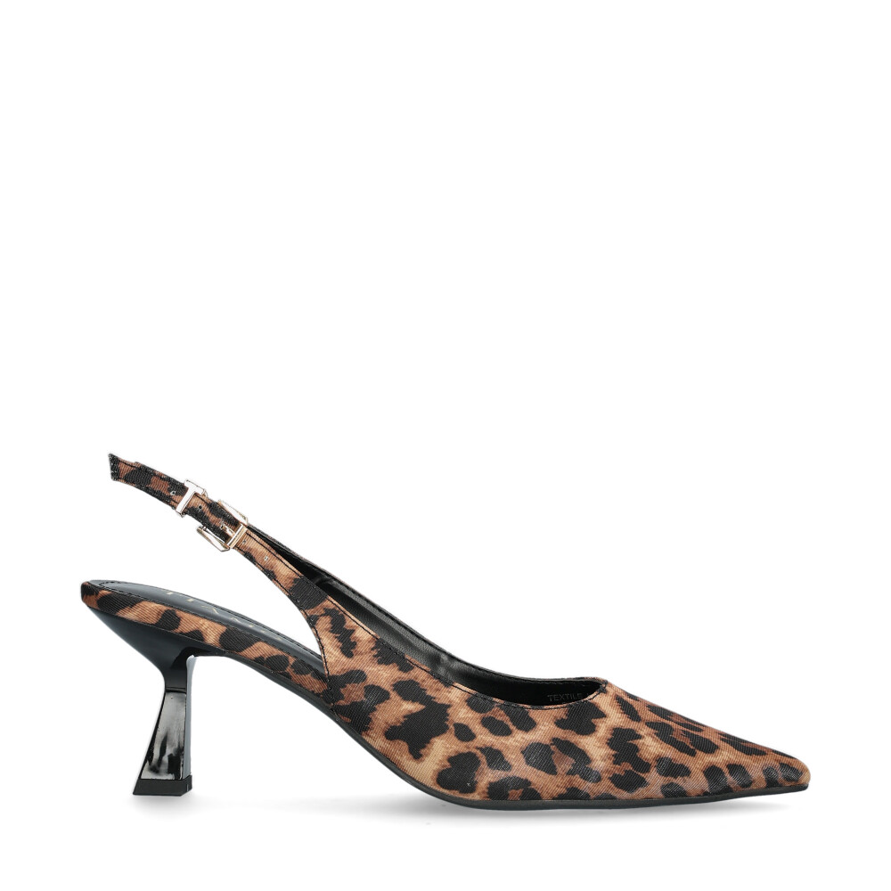 Alaia Slingbacks