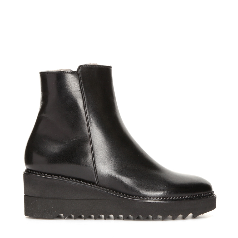 5808 Boots