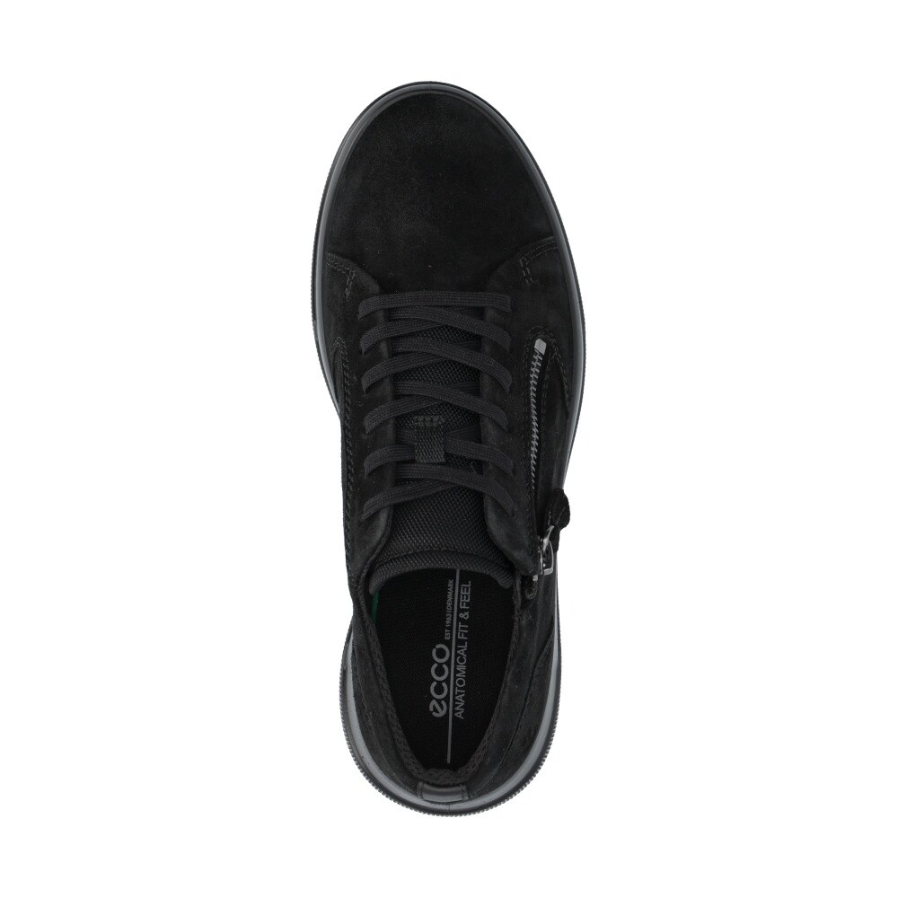 Move Sneakers