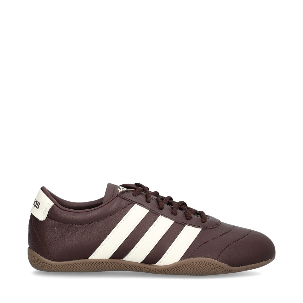 Grand Court Lo Sneakers