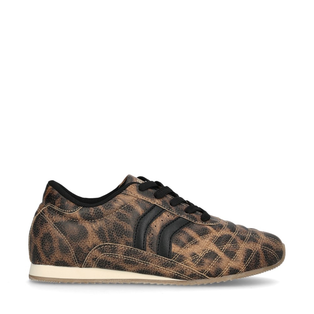 Thrilled Sneakers