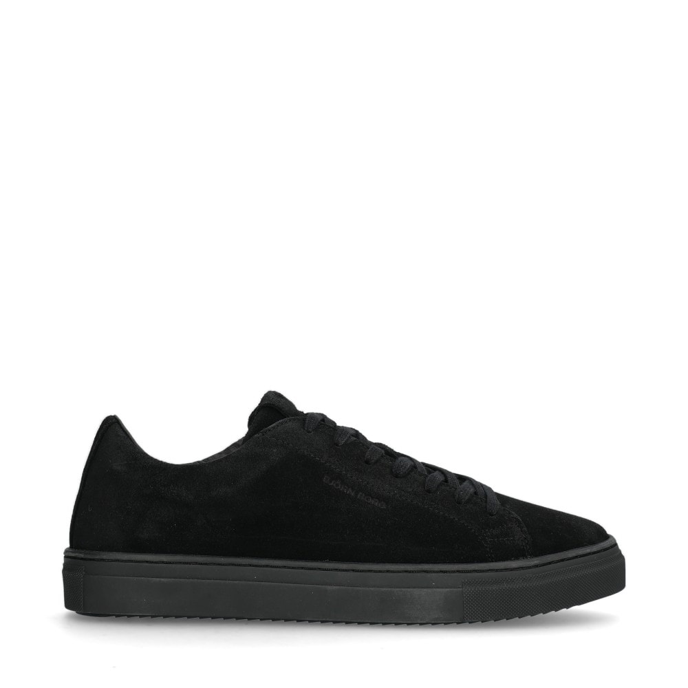 Classic SU Sneakers