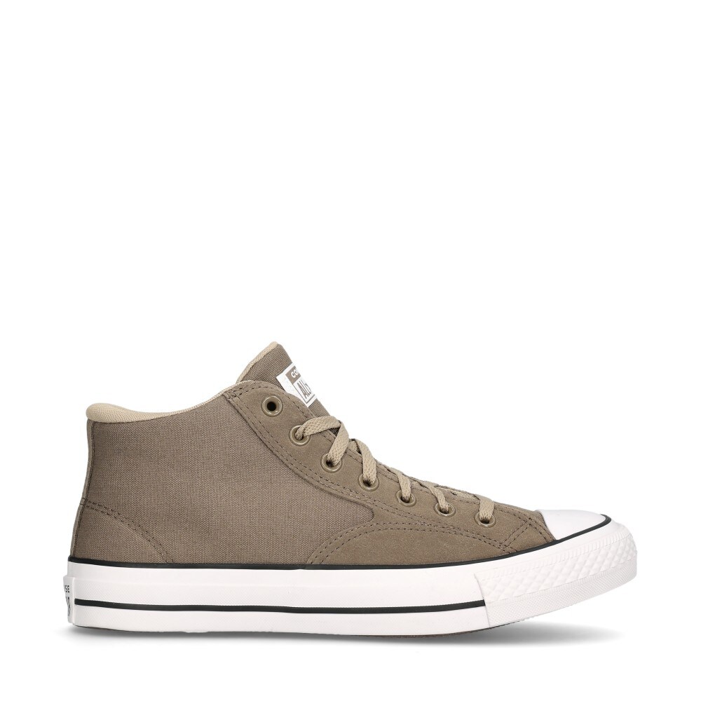 Chuck Taylor Sneakers