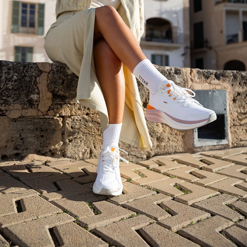 Halla Sneakers